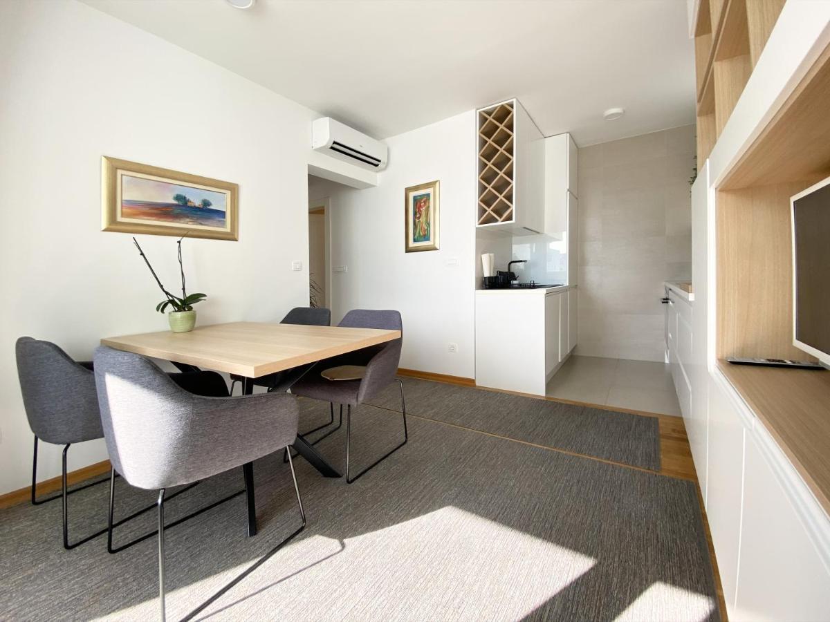 Ferienwohnung White 5 Split Exterior foto