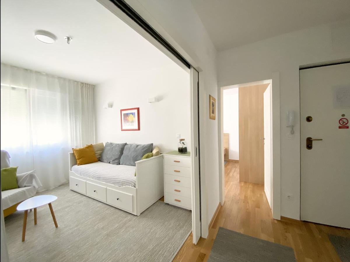 Ferienwohnung White 5 Split Exterior foto